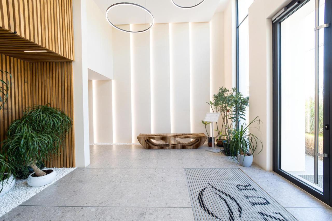 Elinor Apartments - C29 Святые Константин и Елена Экстерьер фото
